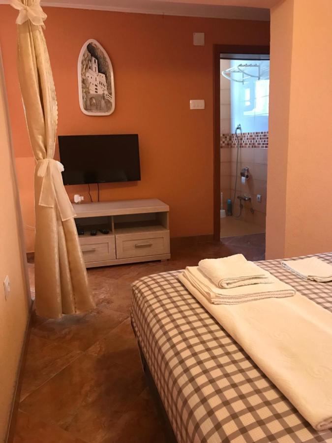 Holiday Home Orange Утьеха Экстерьер фото